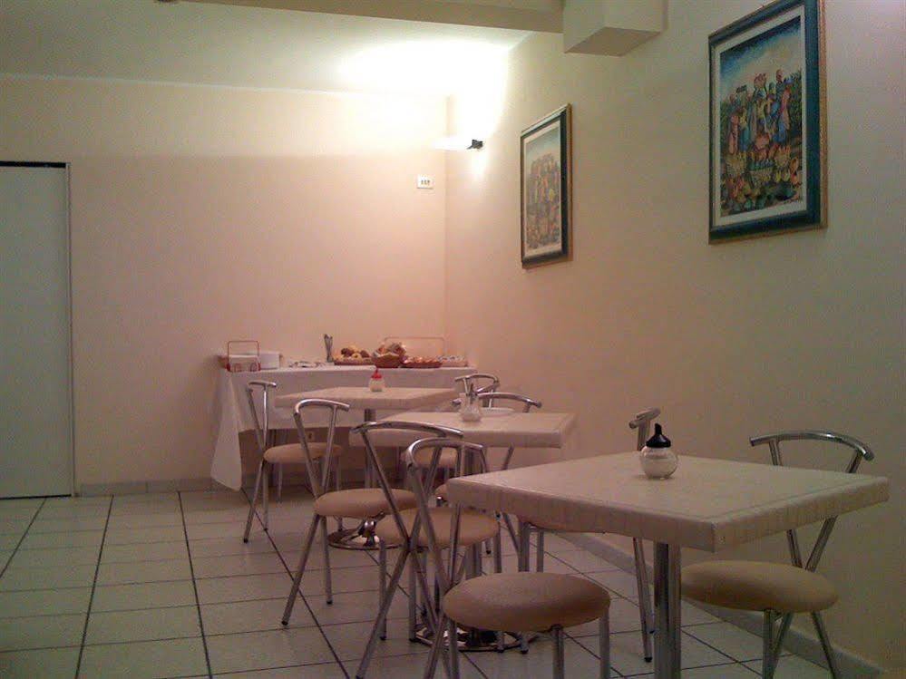 Miu Hotel Milano Exterior foto